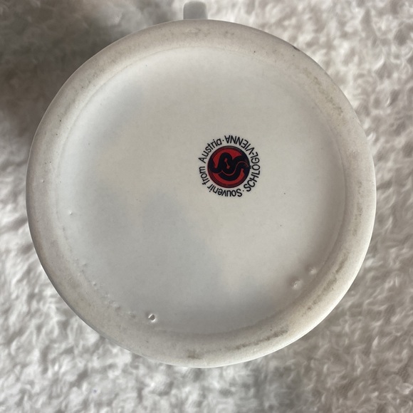 Souvenir from Austria Schlogl Vienna mug cup - Picture 4 of 5